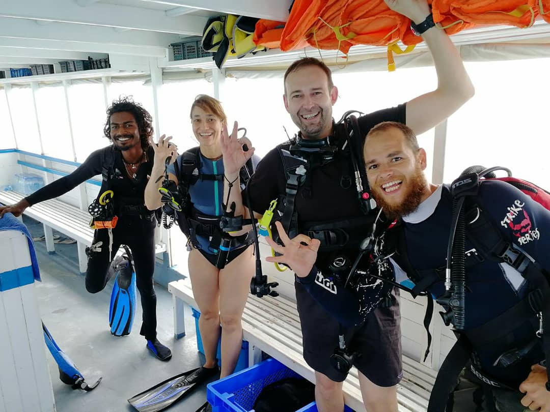 Ven a bucear con nosotros en Maldivas