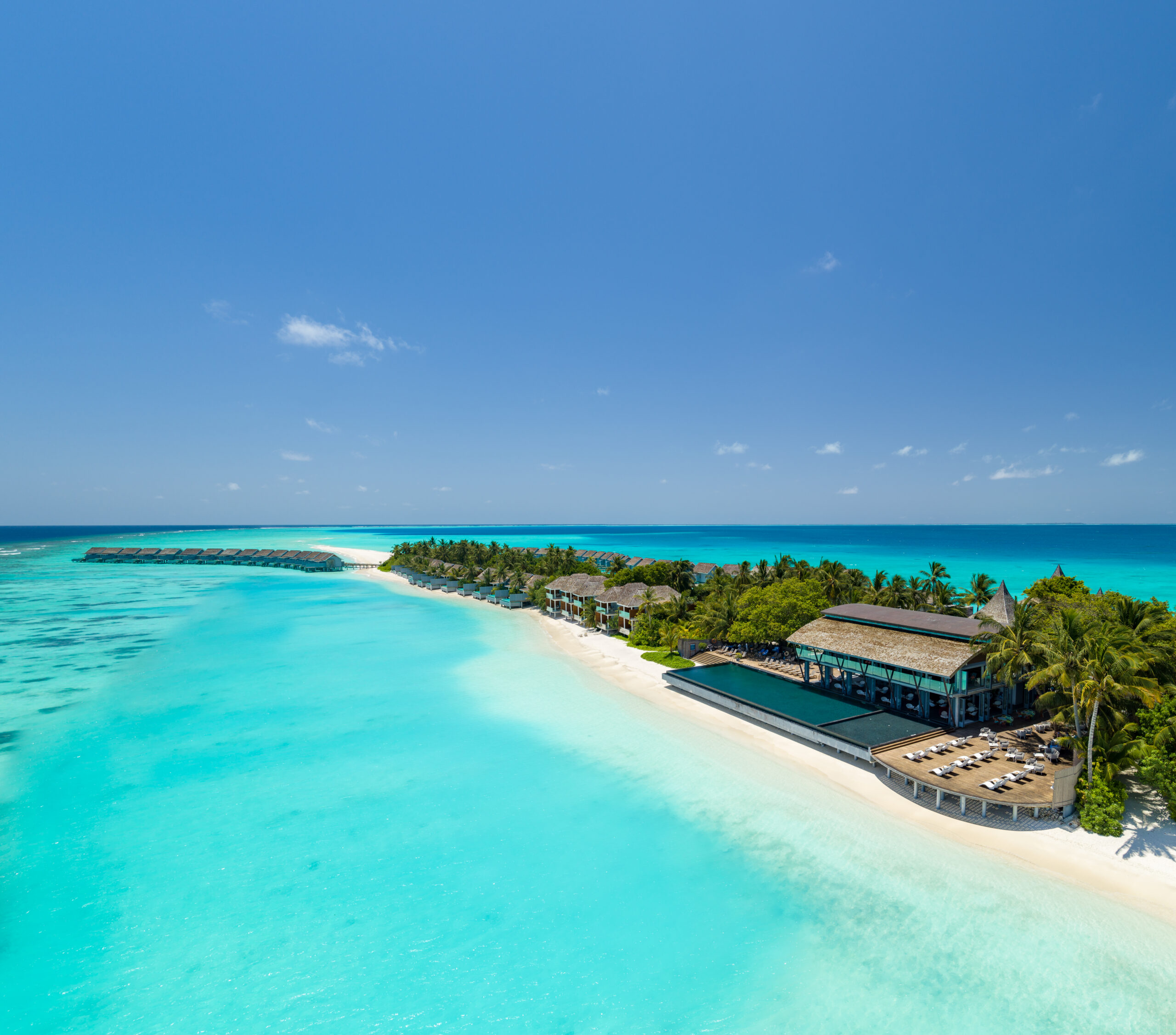 Piscina en Kuramathi Maldives