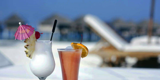 Cócteles y batidos en el Adaaran Prestige Vadoo