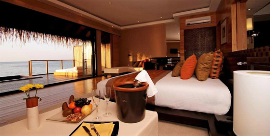 Honeymoon Water Villa del Adaaran Prestige Vadoo