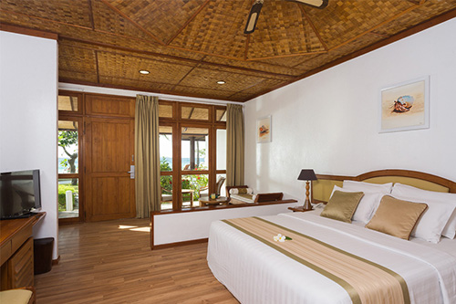Standard Beachfront Room con veranda cercana a la playa en Bandos Maldives