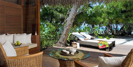 Porche de la Deluxe Beach Villa