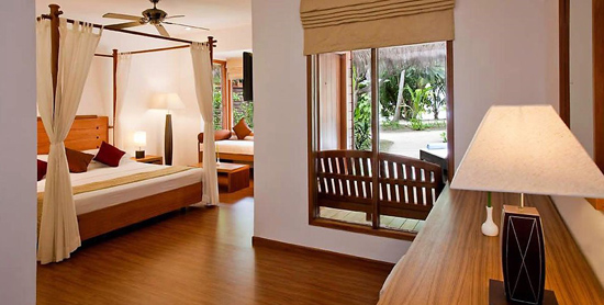 Interior de la Deluxe Jacuzzi Beach Villa