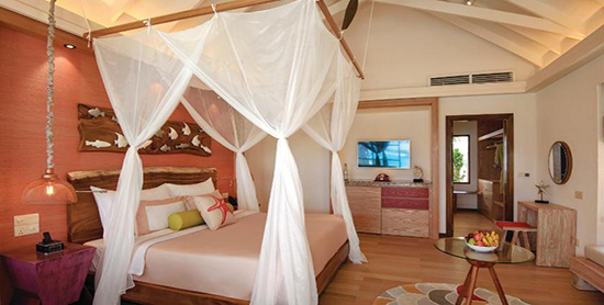 Interior de la Beach Villa de OBLU at Sangeli