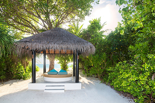 Estancias de Iru Fushi