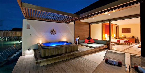 Terraza de la Water Villa with Whirlpool del Paradise Island Resort & Spa